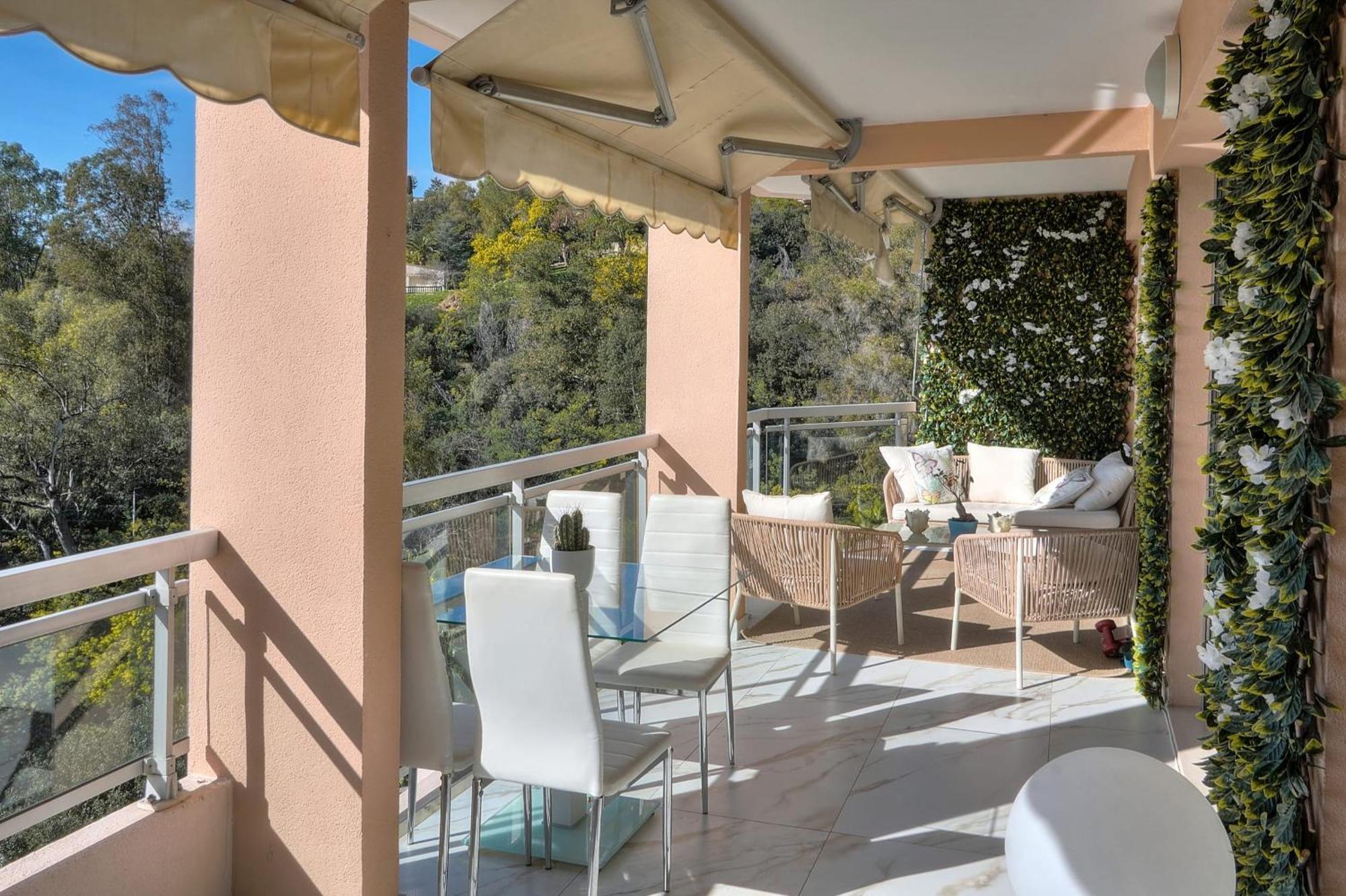 Appartement Somptuous 2 Bedroom Fully Renovated With Panoramic Sea View Cannes